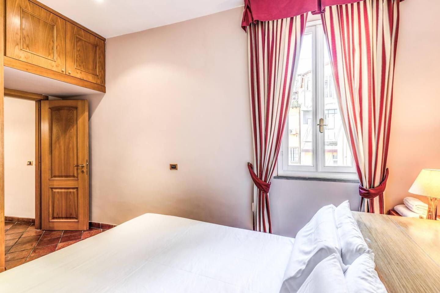 Apartamento Cozy Flat In Trevi Fountain Roma Exterior foto