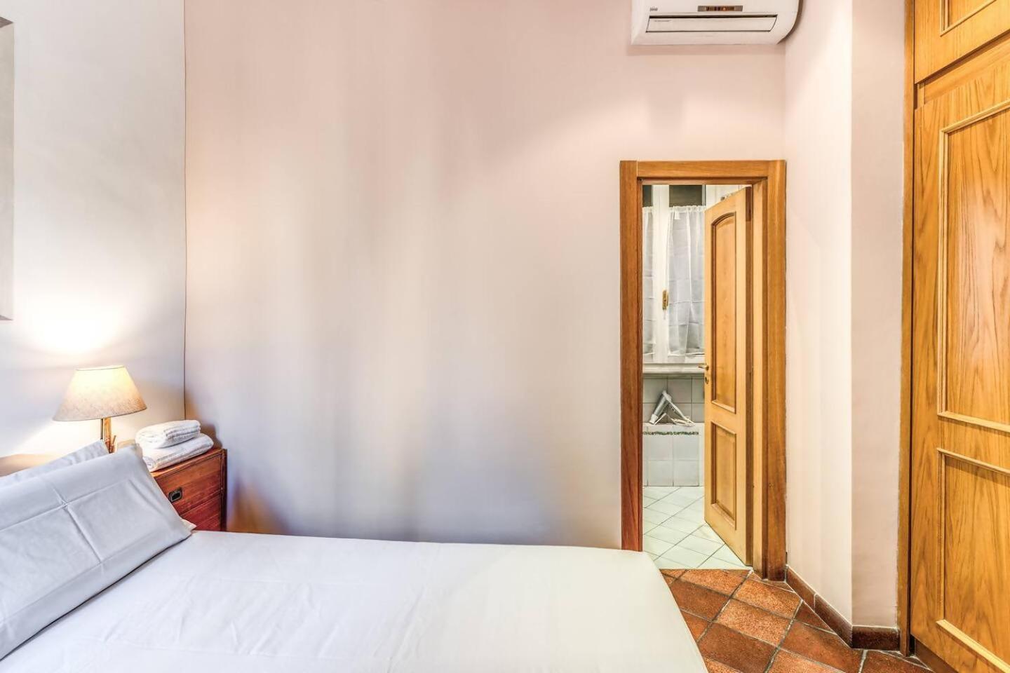 Apartamento Cozy Flat In Trevi Fountain Roma Exterior foto